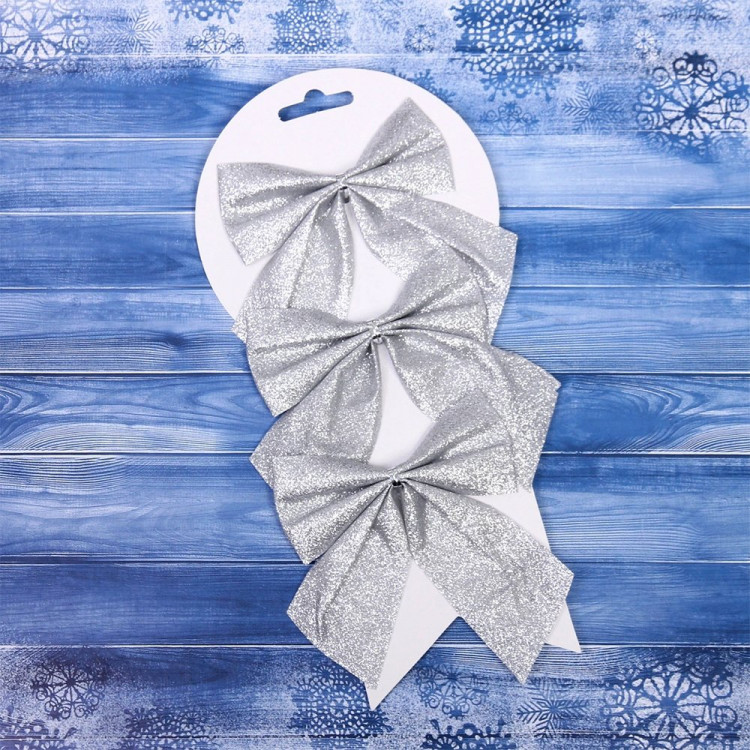 Украшение декоративное "Бант" 11*11см 03шт/наб. "Зимнее очарование" цв.серебро арт.185-0762 Украшение декоративное "Бант" 11*11см 03шт/наб. "Зимнее очарование" цв.серебро арт.185-0762