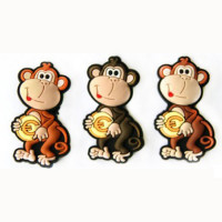 юМагнит СИМВОЛ ГОДА "Обезьянка с Евро" 6см арт.CG87110