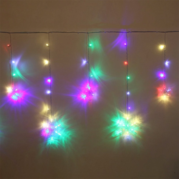 Гирлянда электрическая для дома занавес Бахрома 2,5*0,6/0,9м 130LED "Снежинка" цвет мульти (светлый провод) (можно соединить) арт.183-133 Гирлянда электрическая для дома занавес Бахрома 2,5*0,6/0,9м 130LED "Снежинка" цвет мульти (светлый провод) (можно соединить) арт.183-133