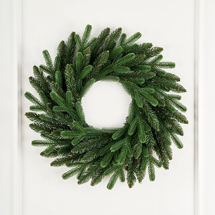 Венок декоративный 50см хвоя литая +ПВХ на каркасе, без украшений "Европейский" арт.ВЕ 50